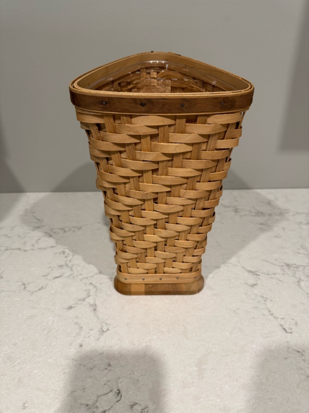Longaberger 2005 Collectors Club Heartwood Vase